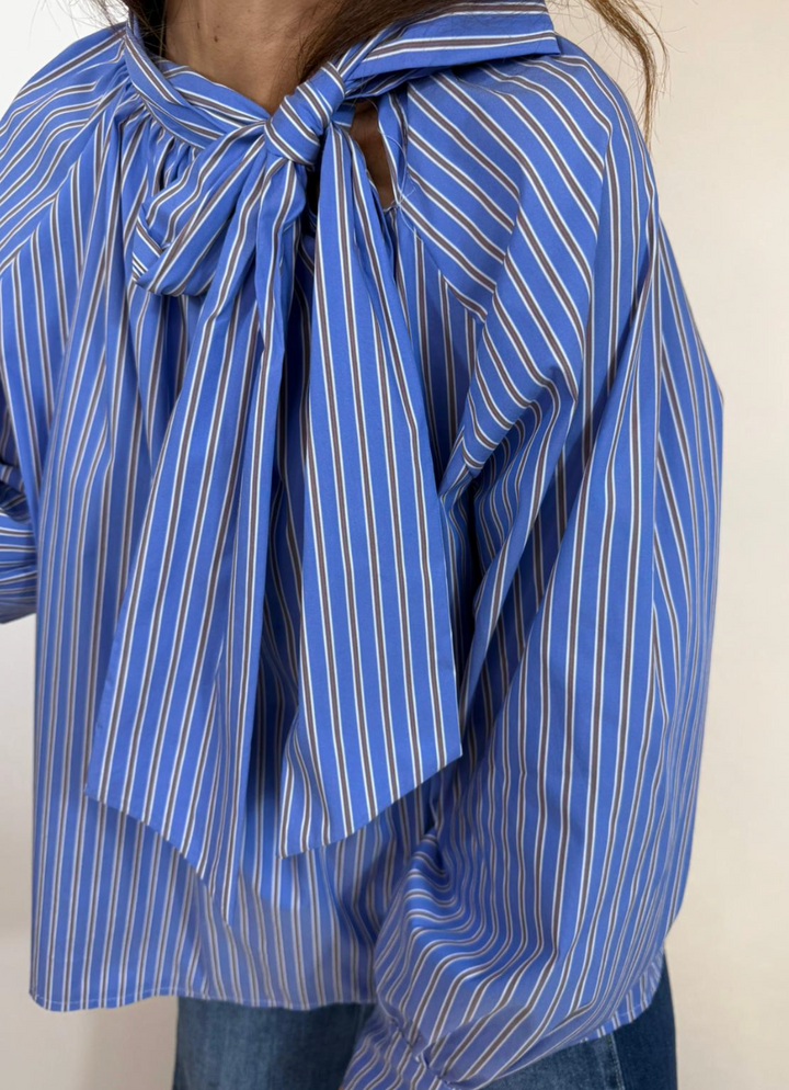 Blouse Dola Melle D Vue de cote  couleur bleu 