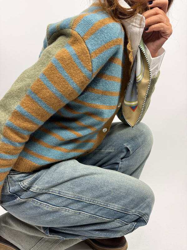 Pull Calkin Melle D vue de profil 