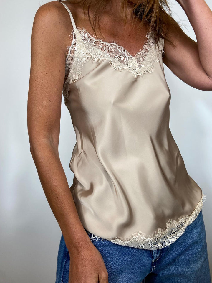 Top Thylani  beige