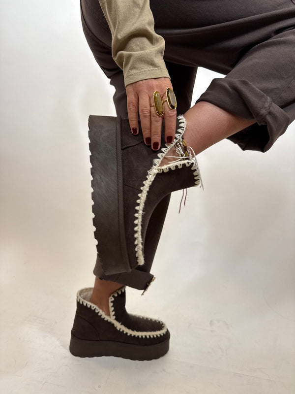 boots ariane choco