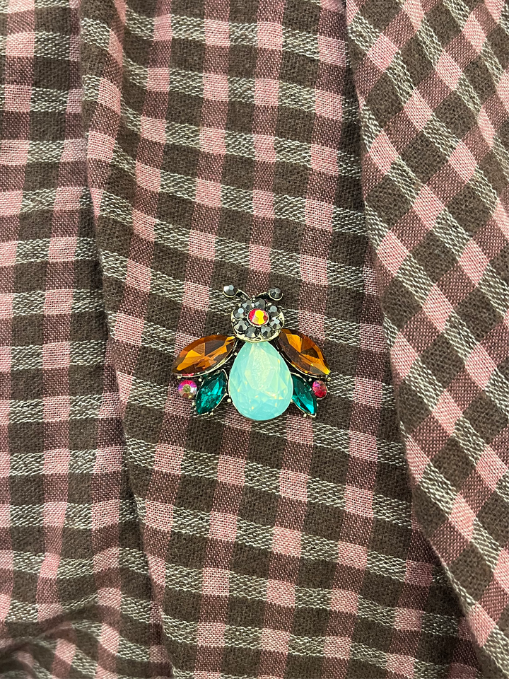 broche amelia 2