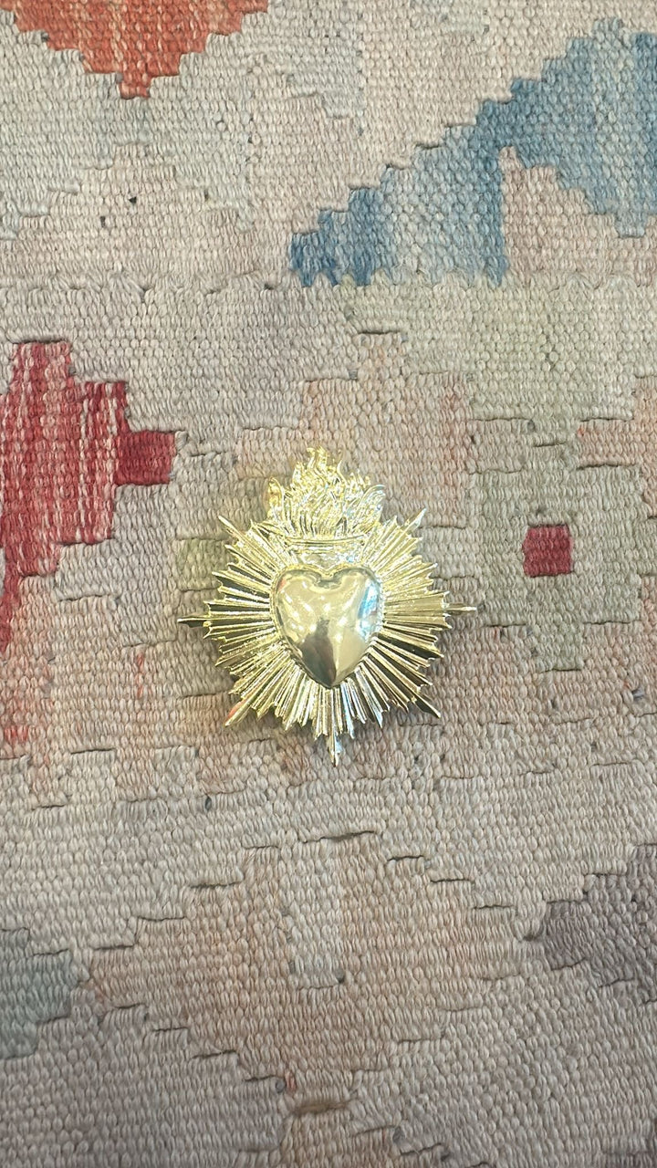broche crown