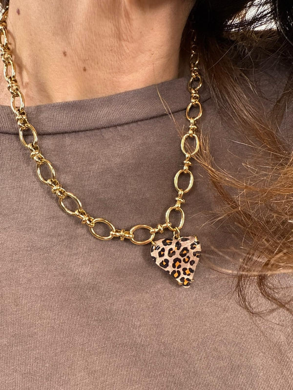 collier jet 2