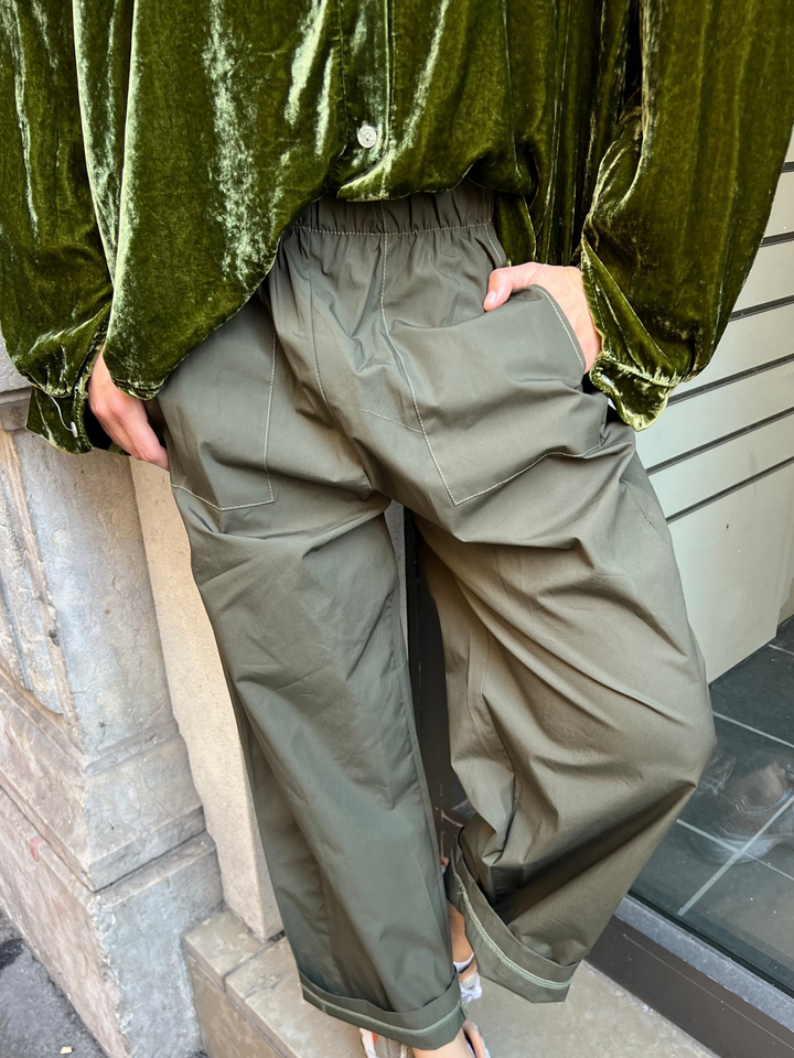 pantalon laminato kaki