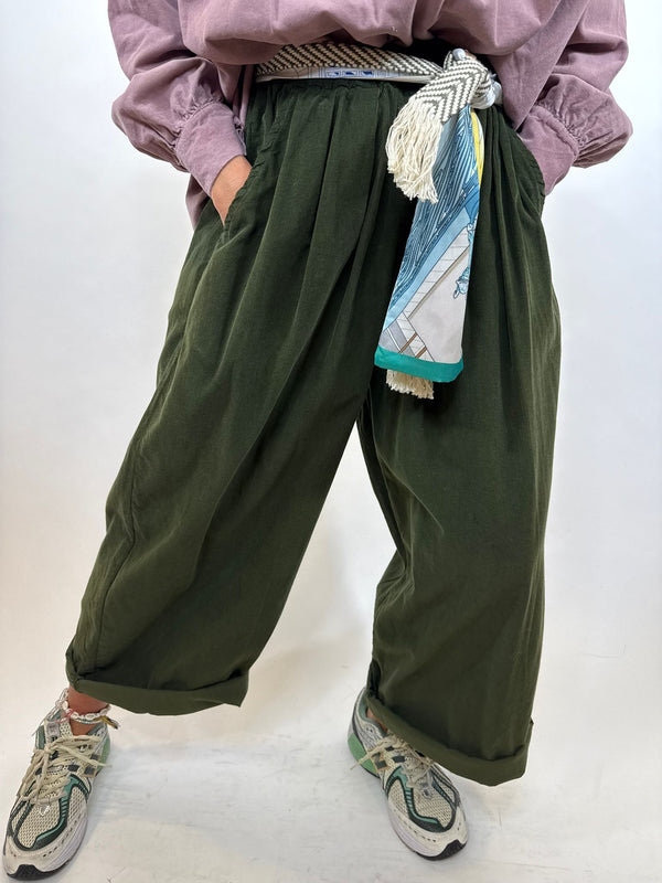pantalon ludovica vert foncé face